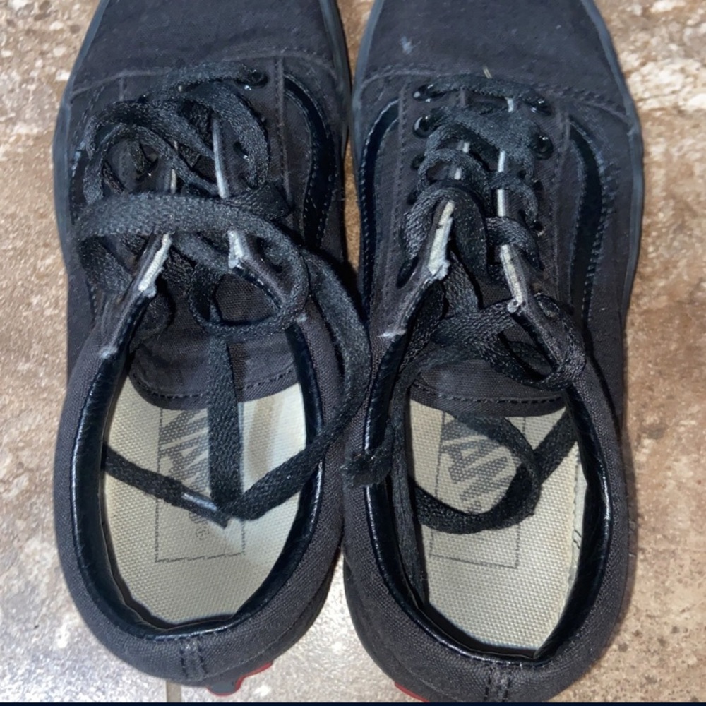 Vans - Picture 2 of 3